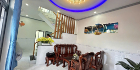 Bán  NHÀ 1 LẦU Gàn GX Thuận Hoà SỔ RIÊNG THỔ CƯ  P. TÂN PHONG