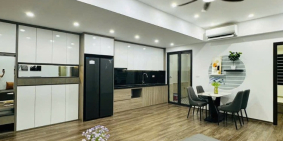 Bán căn hộ chung cư VP3 Linh Đàm, 93m², view hồ thoáng mát, full nội thất đẹp.