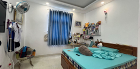 BÁN NHÀ HẺM LÂM VĂN BỀN, DT 6,2*12, SHR, GIÁ CHỈ 5,6 TỶ