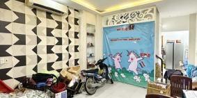 Nhà giá rẻ Quận 10 Hoà Hảo ngang 4,2m dài 12m trệt lững lầu BTCT