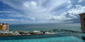 Studio Hill Side view biển trực diện