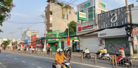 Cho thuê nguyên căn Nguyễn Thị Thập mặt bằng ngang 10m dài 22m