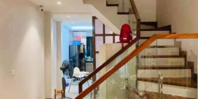 Bán nhà Đường Bưởi, Ba Đình, ô tô tránh, 2 thoáng, 52m, 5 tầng, mt 4m, giá 6.8 tỷ