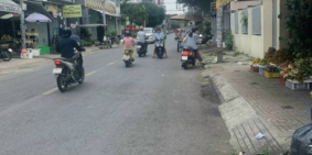 Nhà 4 tầng mặt tiền đường Gò ô môi, Quận 7. 7m*38m.