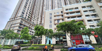 Nhà căn góc 65m2 (4 x 17), 4 tầng, mặt tiền Nguyễn Hữu Hào ngay Millennium