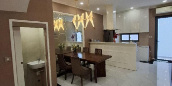 BÁN NHÀ MẶT TIỀN KINH DOANH NỘI Ô KHU SẦM UẤT TÊN LỬA BÌNH TÂN