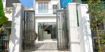 bán nhà giáp hóc môn, gần chợ Mỹ Hạnh Nam