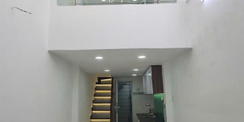 Chỉ 2,38 tỷ nhà 3 tầng 2 PN 2 WC, gần mặt tiền Vĩnh Khánh