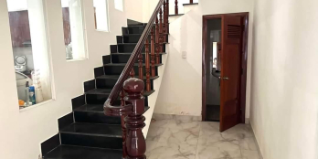 Bán nhà 3 mê đúc kiên cố mặt tiền đường 23/10 - Vĩnh Trung - Nha Trang