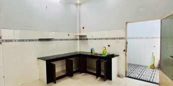 BÁN NHÀ NGAY TỈNH LỘ 10 DT 160M2 HẺM NHỰA THÔNG TỨ HƯỚNG NHỈNH 7 TỶ TL