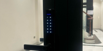 mặt ngõ 800a, nhà đẹp, thang máy, ô tô tránh, kinh doanh chỉ 18 tỷ