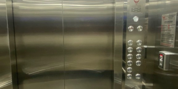 Bán gấp,  CHDV mặt tiền 285 m2 ,75 căn hộ full nội thất, Nguyễn Thị Thập Quận 7.