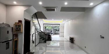 bán BT phân Lô Ngọc Thụy, Long Biên, Hà Nội. 4 tầng, 80m2, mặt tiền 5.3m.