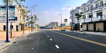 Duy nhất cần bán gấp 1 căn shophouse cạnh đường nội bộ, giá trực tiếp chủ, SHR 