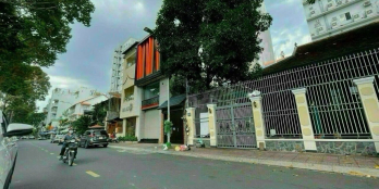 SIÊU PHẨM MT HỒ XUÂN HƯƠNG, 12M x 20M, LH 0906979786