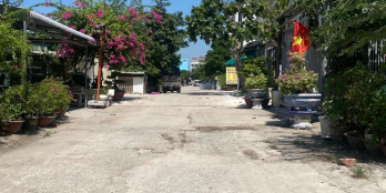 chính chủ đang cần tiền gấp làm vốn nên bán gấp nhà giá rẻ chỉ 3 tỷ hơn mặt tiền