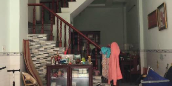 nhà 4 tầng hẻm xe hơi đang ngộp cần bán gấp giá 3 tỷ đồng 