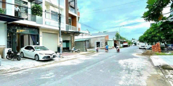 NHÀ 1 TRỆT 2 LẦU MỚI ĐẸP - FULL NỘI THẤT - ĐƯỜNG SỐ 3 KDC ĐẠI HỌC Y DƯỢC