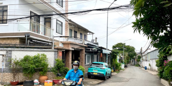 GẤP BÁN NHÀ 3 TẦNG HẺM XE HƠI TRÁNH QUỐC LỘ 1K GIÁP LINH XUÂN, CHỈ 4.1 TỶ TL
