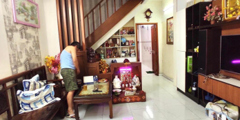 nhà HXH mới đẹp ở ngay chỉ 5 tỷ đồng gần Aeon. trương học các cấp 