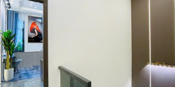  Nhà Gò Vấp tốt gỗ tốt luôn nước sơn đẹp lung linh 2PN-3WC hẽm Xe Hơi 