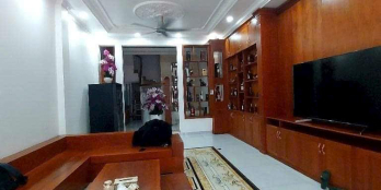 NHÀ 5 TẦNG - HẺM XE HƠI TRÁNH - HOÀNG QUỐC VIỆT QUẬN 7 chỉ 9.3 TỶ FULL NỘI THẤT