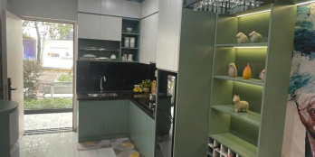 Căn hộ mặt tiền xa lộ hà nội bán giá 1.6 tỉ có full nội thất hiện đang cho thuê 