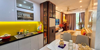 mặt ngõ Trung Kính, kinh doanh, vỉa hè, ô tô tránh, đỗ cửa. Giá chào 14.05 tỷ