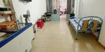 Nhà 43 m2 (3,3 x 13), 3 tầng 3 PN 3 WC, Trần Đình Xu. 5,35 tỷ