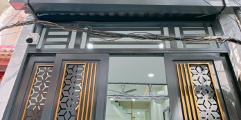 Nhà đẹp 32,4m2 (3,5 x 11), 3 tầng 4PN, Đoàn Văn Bơ. Chỉ 4,590 tỷ