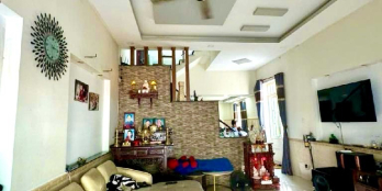 BÁN NHÀ SAU GO DĨ AN - CĂN GÓC 3 TẦNG 4PN ĐƯỜNG 12m - SHR HOÀN CÔNG - 4.85 TỶ TL