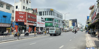 Mặt tiền Hoàng Văn Thụ (30m) - sổ 52,4m2 (3,7/5,3 x 15). Chỉ 15,8 tỷ