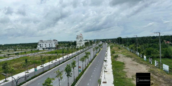 Bán nhà phố lk, biệt thự  mặt tiền đại lộ 40m, DT818, ngay cạnh UBND xã Thủ Thừa