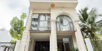 QUẬN 7 - CHDV 6 TẦNG CÓ HẦM THANG MÁY 6.2M x 31M - DÒNG TIỀN 200TR/TH - 35.9 TỶ 