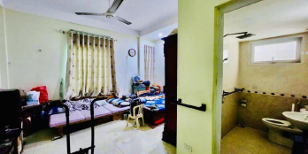 PHỐ THÁI HÀ: 66m - 5T - Mt:4,5m - LÔ GÓC 3 THOÁNG - NGÕ PHÂN LÔ - Ô TÔ ĐỖ CỔNG