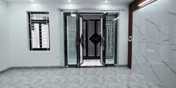 BÁN NHÀ 30M2 5 TẦNG PHỐ THANH AM-LONG BIÊN