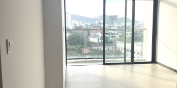 Căn hộ chung cư cao cấp tầng trung view hướng đường 3/2