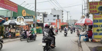 Bán lô đất đẹp 1800m2 mặt tiền KD tiềm năng đi tắt Quốc lộ 1A vào Trung tâm HCM