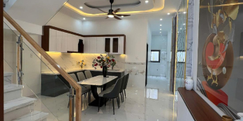 Bán gấp căn nhà, đường Mỹ Yên - Tân Bửu, 2 tỷ7, sổ riêng