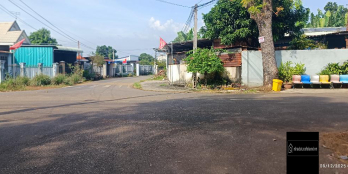 LÔ GÓC 2 MẶT TIỀN CÁCH CHỢ 1.2KM ĐƯỜNG NHỰA LỚN NGANG 7M 