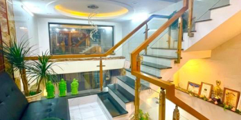 Bán nhà 4 tầng, HXH đường Huỳnh Tấn Phát Quận 7 