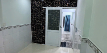 Bán nhà chính chủ Đường Lê Văn Quới,p.BTĐ dt: 2,6mx9m - 1tr 1lau.SHR