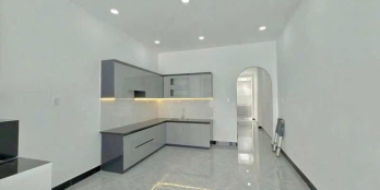 chủ kẹt tiền cần bán nhà gấp. giá 1ty2.  cóhỗ  trợ ngân hàng