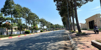 Chính chủ bán lô đất ngay mt đường Hùng Vương, tuyến đường rộng 30m, trục chính 