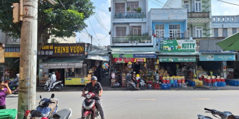 Bán nhà mặt tiền ngay chợ Trần Thị Cờ