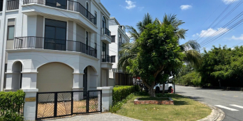  Bán nhà Phố 1 Trệt 2 Lầu La Villa – Giá Chỉ 3.2 Tỷ, Sổ Hồng, Vào Ở Ngay!
