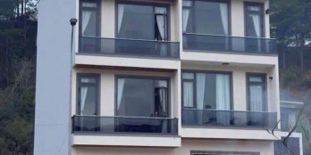 Bán nhà mới xây An Sơn - P4 - Đà Lạt. 
- Diện tích sàn : gần 300m sàn 
-