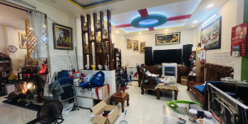 HIẾM NGAY KHU VÍP NGUYỄN GIA TRÍ - 2 TẦNG MỚI ĐẸP - VÀI BƯỚC CHÂN RA ĐƯỜNG LỚN.