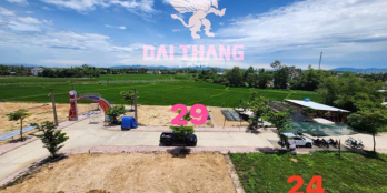 Đất nhỏ có sổ đỏ 108m2, gần chợ, bên khu dân đông đúc, đối diện quán cà phê 