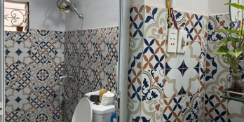 NHÀ MẶT PHỐ LÊ VĂN LINH, HOÀN KIẾM: 49m - 5T - Mt: 4,2m - giá 45 Tỷ - Ô TÔ